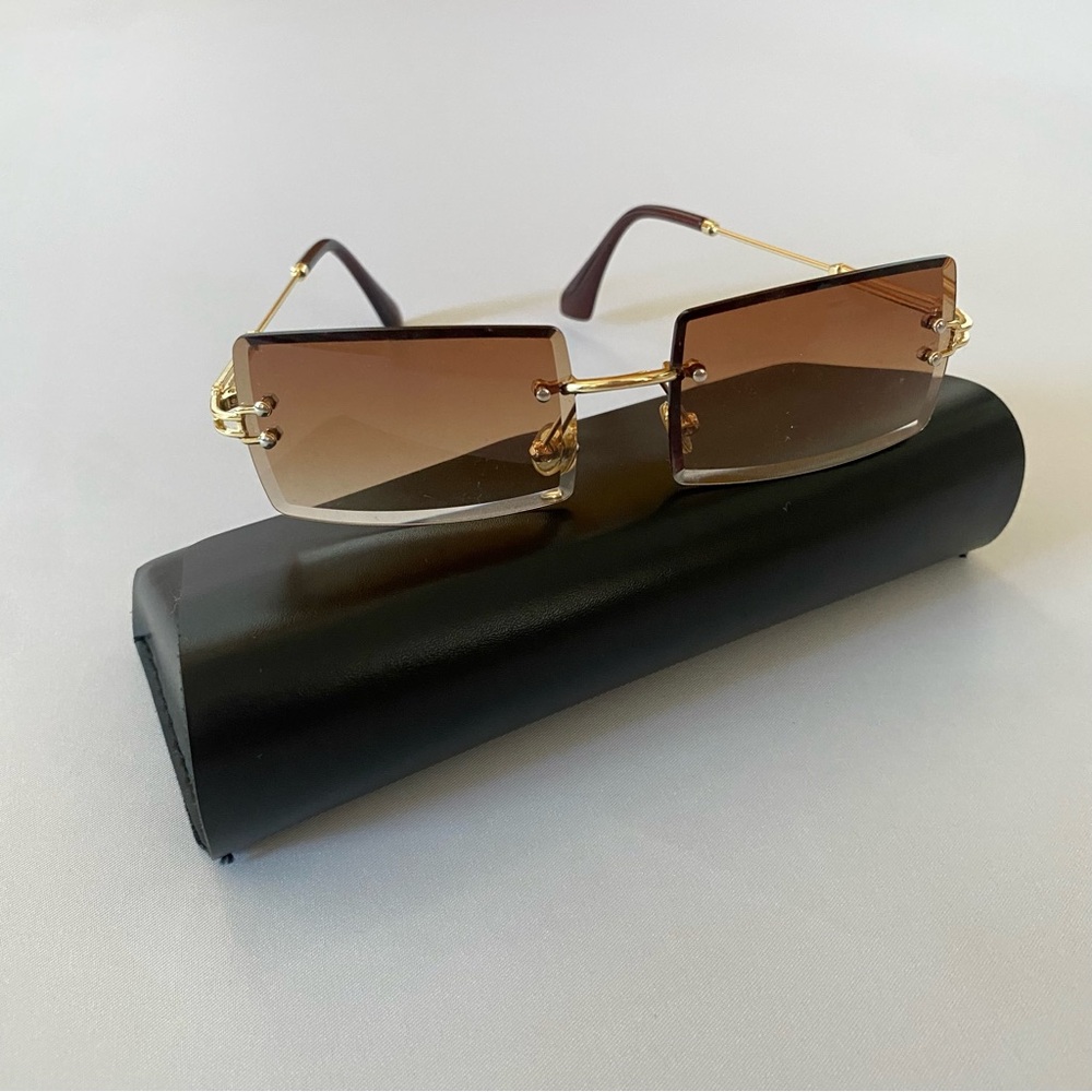 Fashion Rectangle Sunglasses with Case - Picture 2 of 7